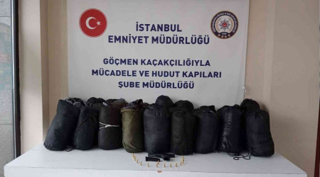 Fatih'te kaçak göçmen evlerine baskın