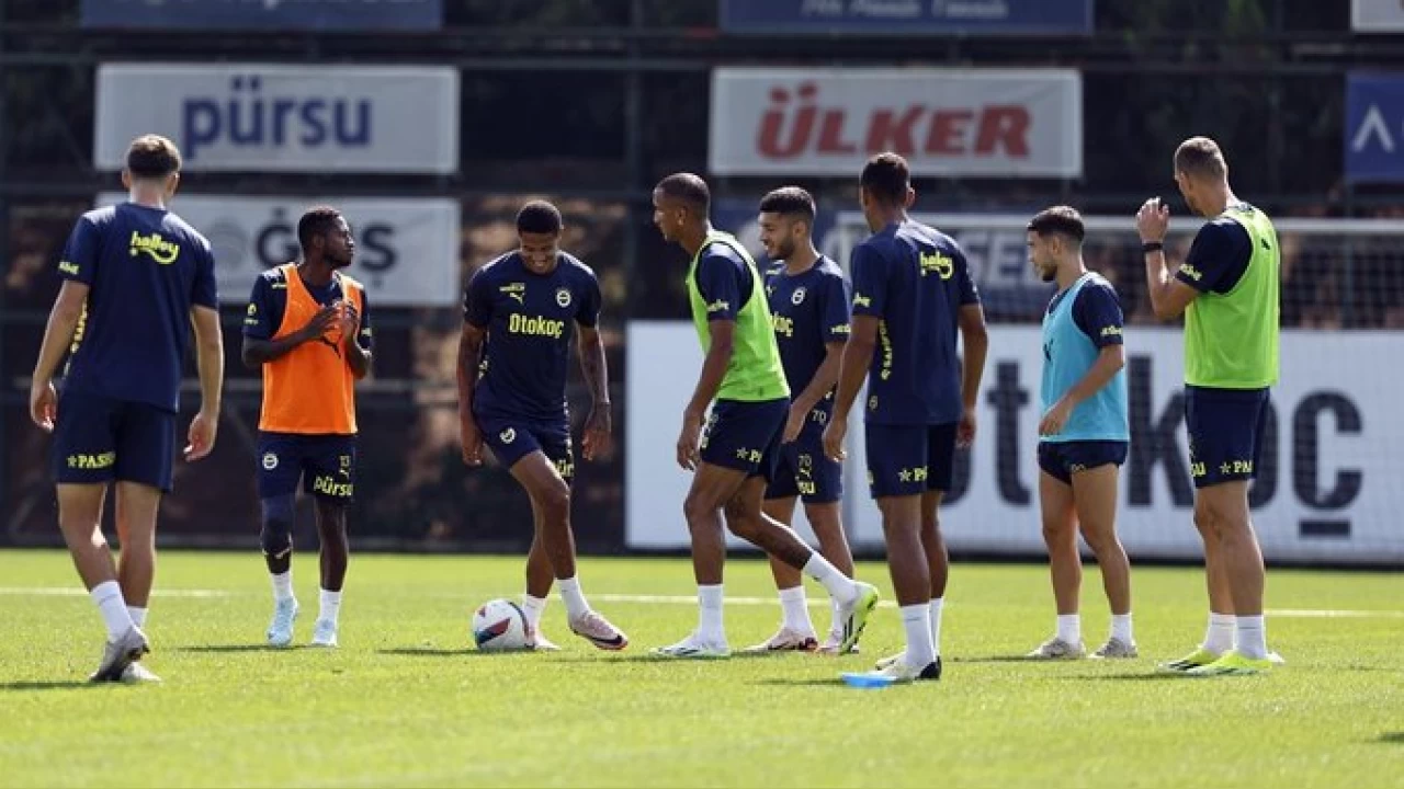 Fenerbahçe derbiye odaklandı