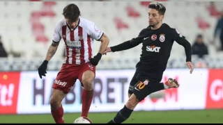 Galatasaray Sivas'ta takld