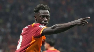 Galatasaray'da Davinson Sanchez'in yerine Cristian Romero