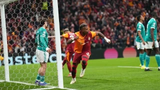 Galatasaray'dan Liverpool'a kar�� �st �ste 3. galibiyet