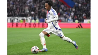  Galatasaray'�n k�smeti aya��na geldi