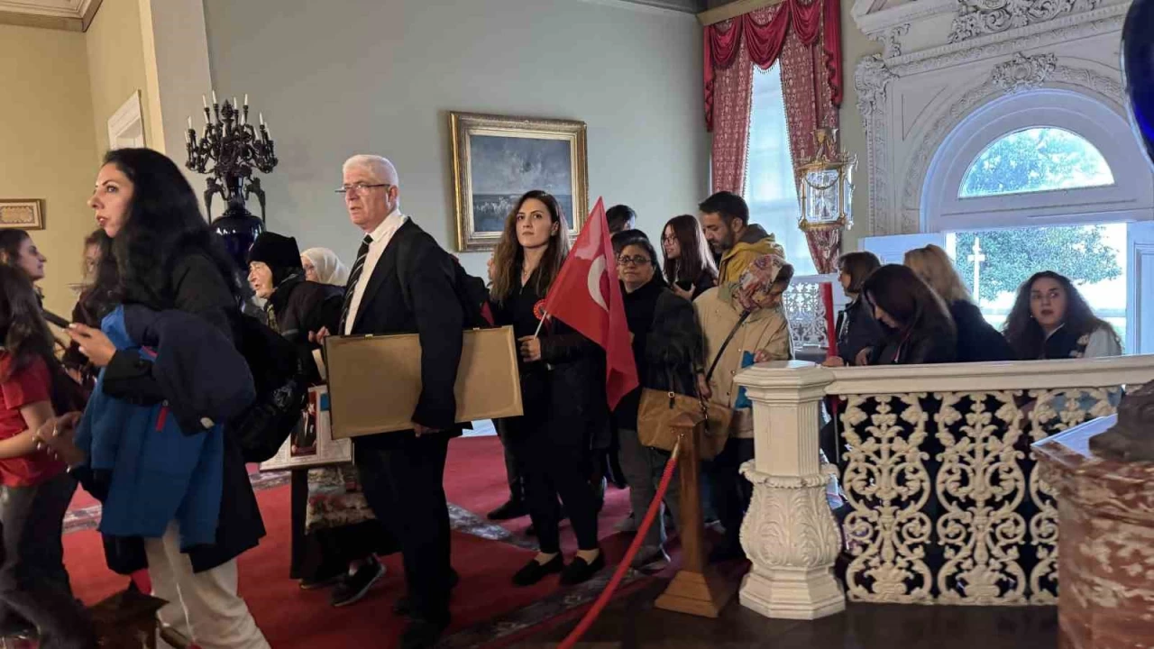 Gazi Mustafa Kemal Atatürk, Dolmabahçe Sarayı'nda anıldı