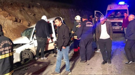 Gaziantep-Nizip yolunda feci kaza