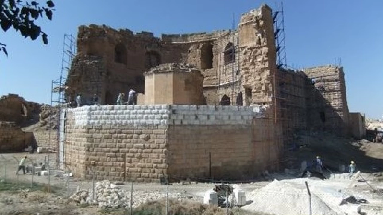 Harran Kalesi: Mezopotamya'nın Kalbinde Bir Kale