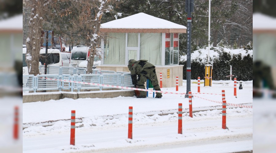 Hastane �n�nde bomba pani�i 