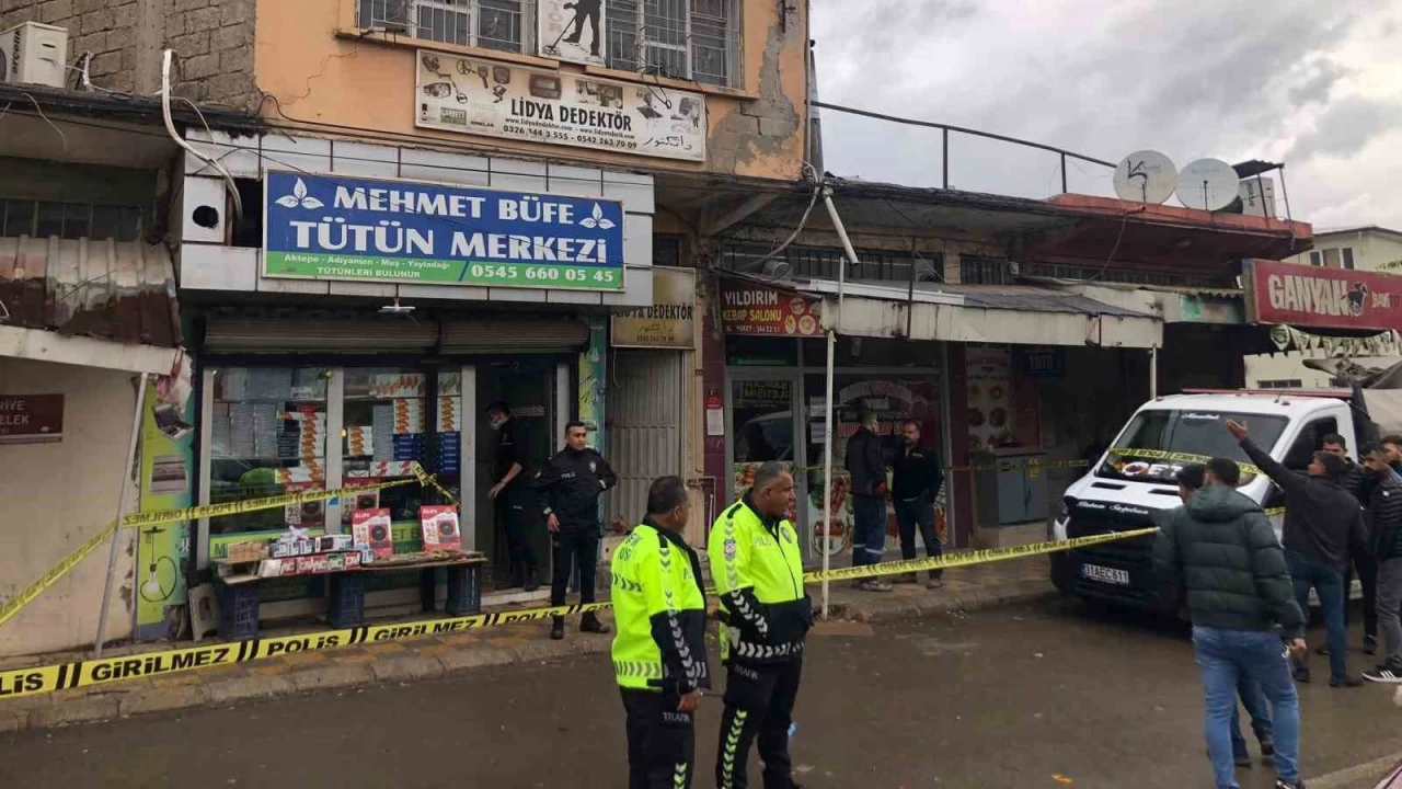Hatay'da yıkılan duvarın altından 286. günde ceset çıktı