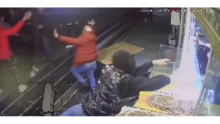 Hem kavga ettiler, hem hırsızlık yaptılar