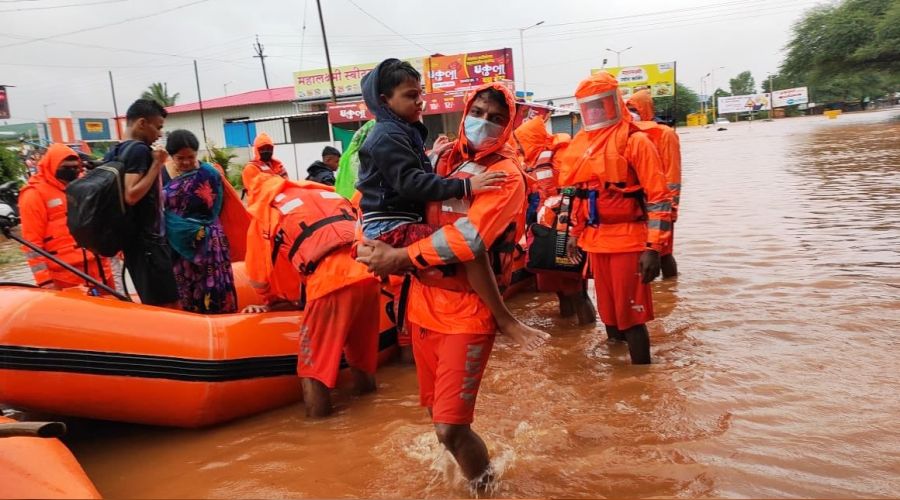 Hindistan' sel vurdu: 36 l