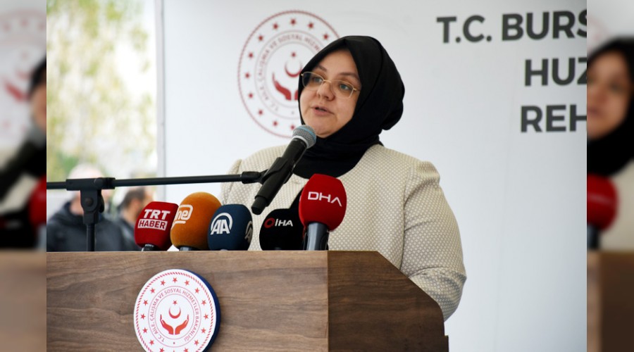 Huzurevlerinde 26 bin yaşlı var