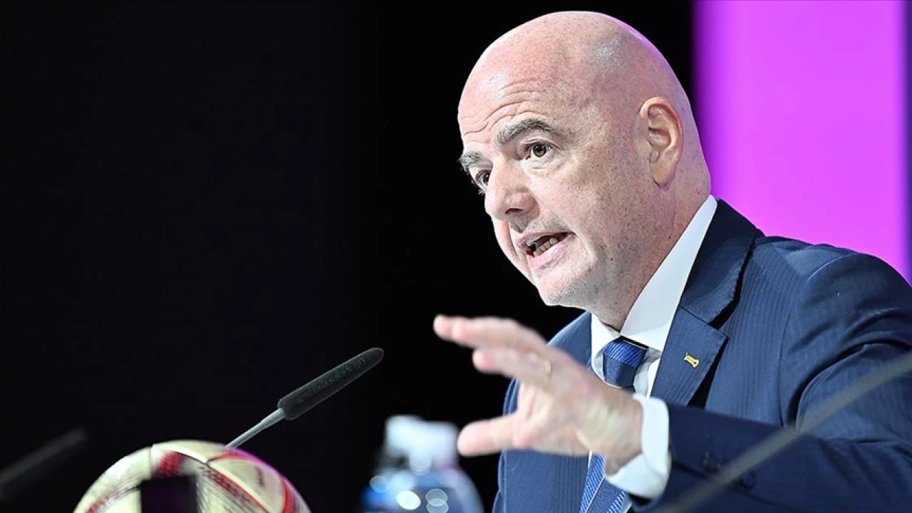 Infantino'dan �rk�� tezah�ratlar i�in �neri 