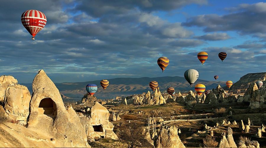 �ngilizlere 'TL'yi T�rkiye'de al�n' tavsiyesi