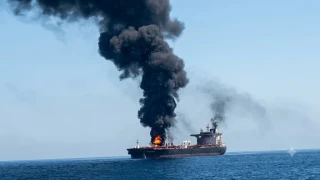 �ran Devrim Muhaf�zlar�: H�rm�z Bo�az�'nda 3 petrol tankerini hedef ald�k