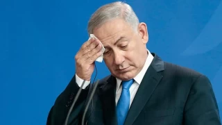 srail Babakan Netanyahu, yolsuzluk davasnn 2 hafta ertelenmesi talebini yineledi