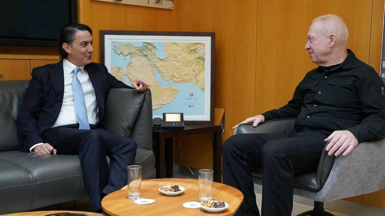�srail Savunma Bakan�: Hizbullah'la olan sorunu diplomatik yollarla ��zmeye haz�r�z