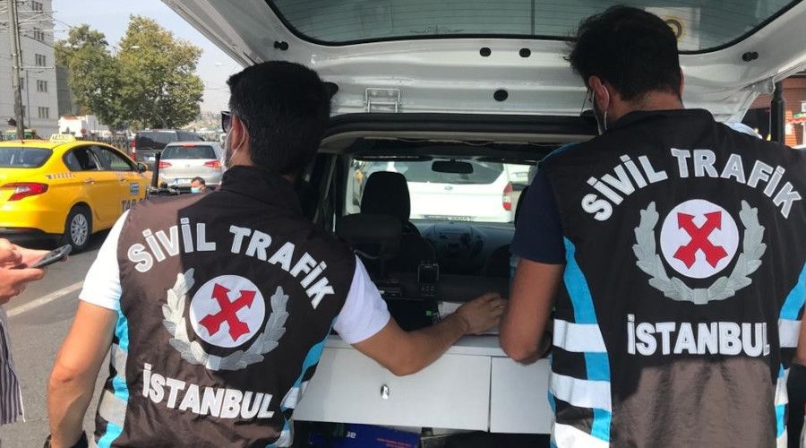 �stanbul'da taksilere y�nelik denetimler s�r�yor