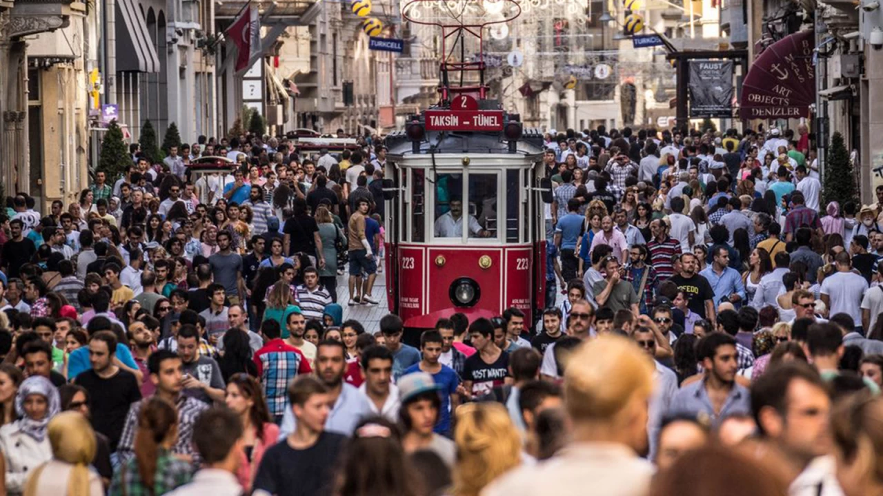 �stanbul'da ya�ama maliyeti 49 bin TL'yi a�t�