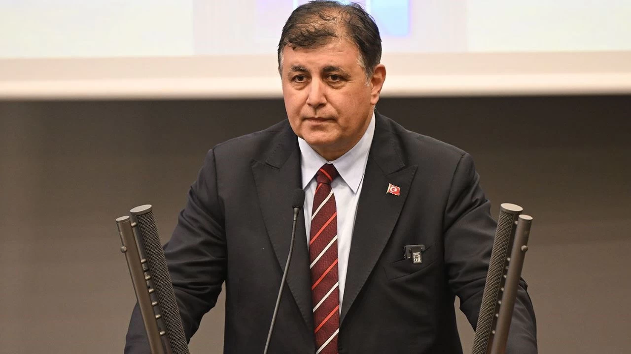 'İzmir Körfezi'ndeki kirlilik 1.5 yılda bitecek'