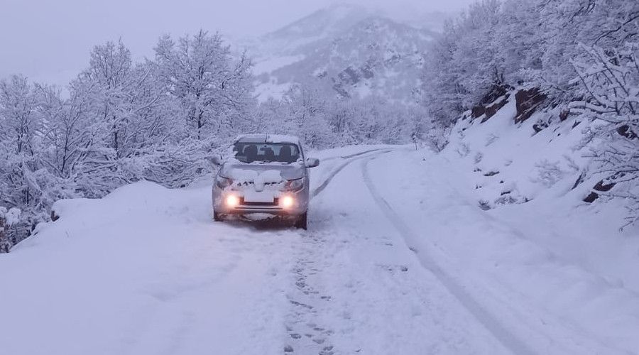 Kar 138 k�y yolunu ula��ma kapatt�