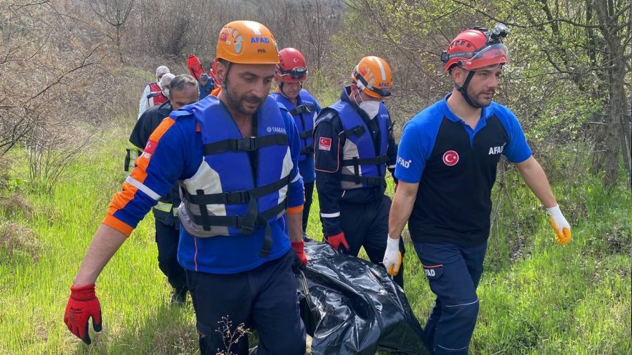 Karabk'te ay kenarnda kadn cesedi bulundu