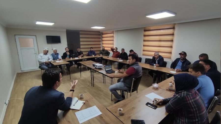 Kars'ta ayçiçeği bilgilendirme toplantısı