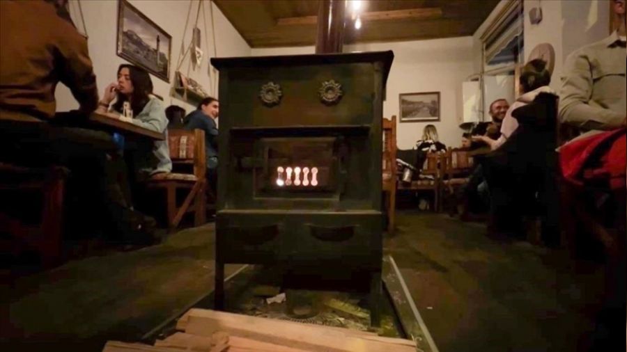 Kars'ta sobalar yanmaya başladı