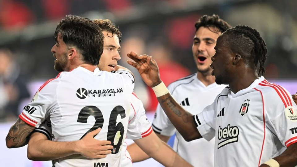 Kartal deplasmandan 3 puanla d�n�yor
