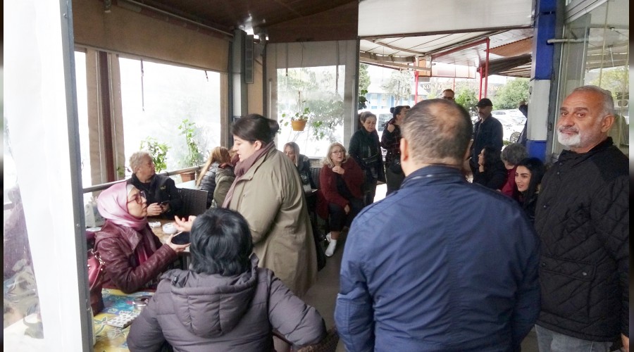 Kartal�da velilerden eylem