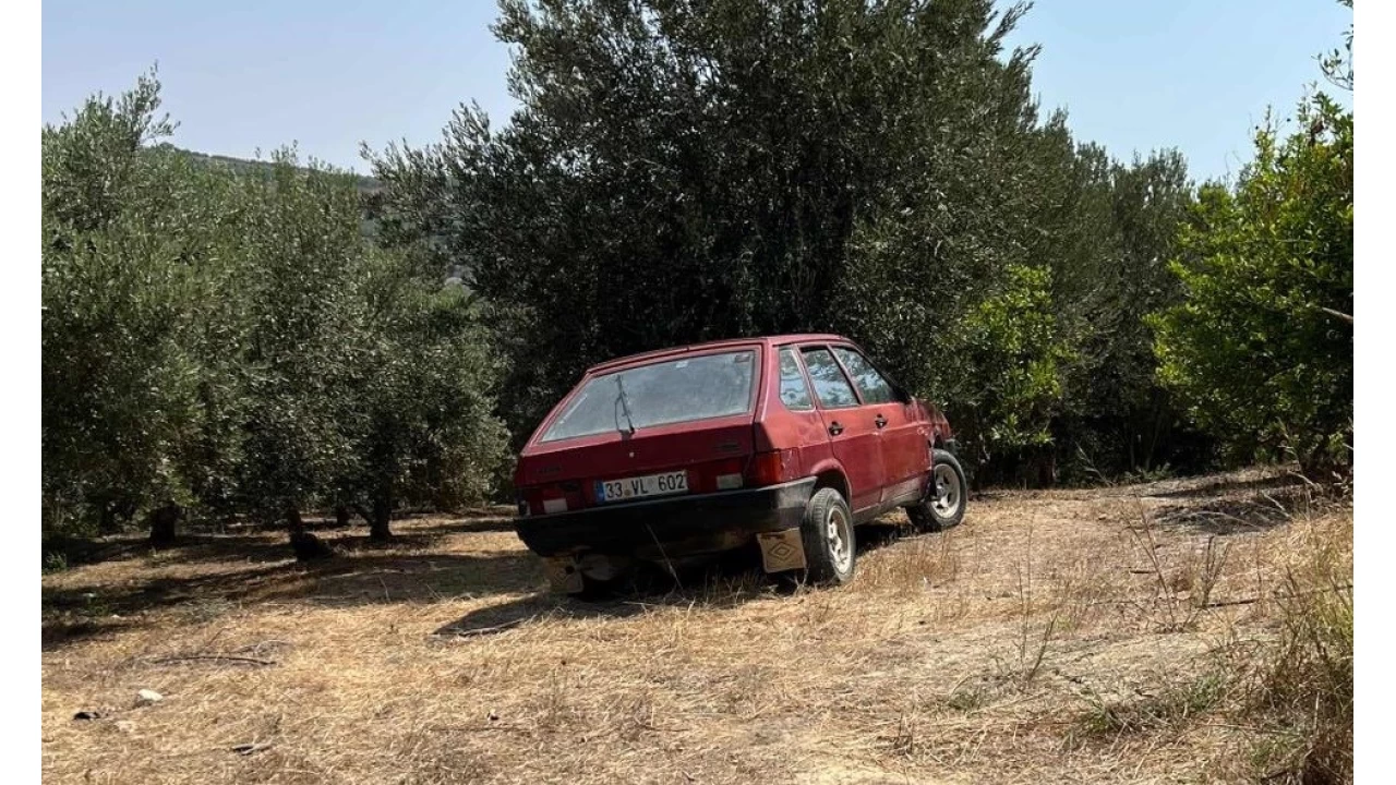 Kay�p ya�l� adam�n �nce arac� sonra cans�z bedeni bulundu