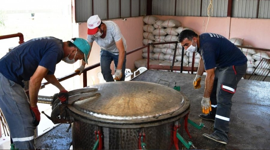 Kilogramı 400 liradan satılıyor