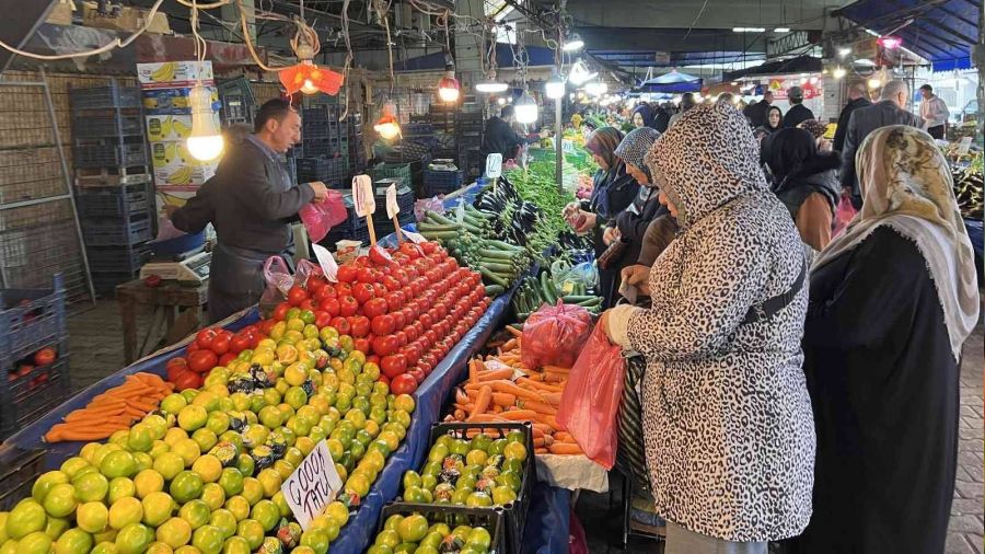 K��l�k meyveler pazara inmeye ba�lad�