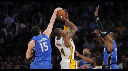 Kobe'ye karşı oynayan Türkoğlu üzgün