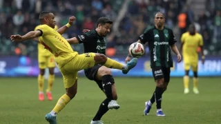 Kocaelispor son dakika gol�yle G�ztepe ile 1-1 berabere kald�