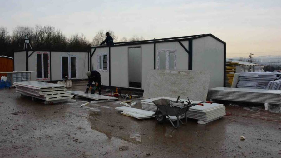 Konteynere talep artt�, �retim iki kat�na ��kt�