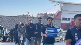 Lideri berber olan eteye operasyon: 54 tutuklama