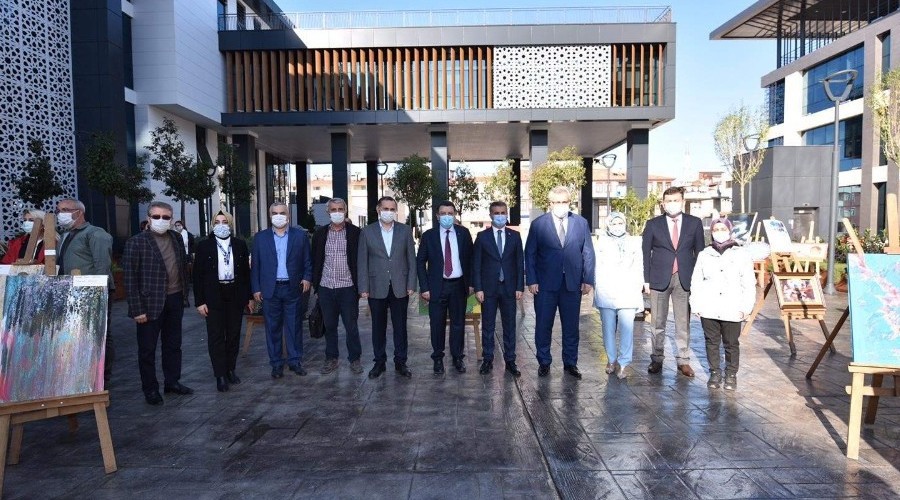 L�semili �ocuklar yarar�na resim sergisi d�zenlendi