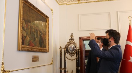 Macar Bykeliyi akna eviren tablo