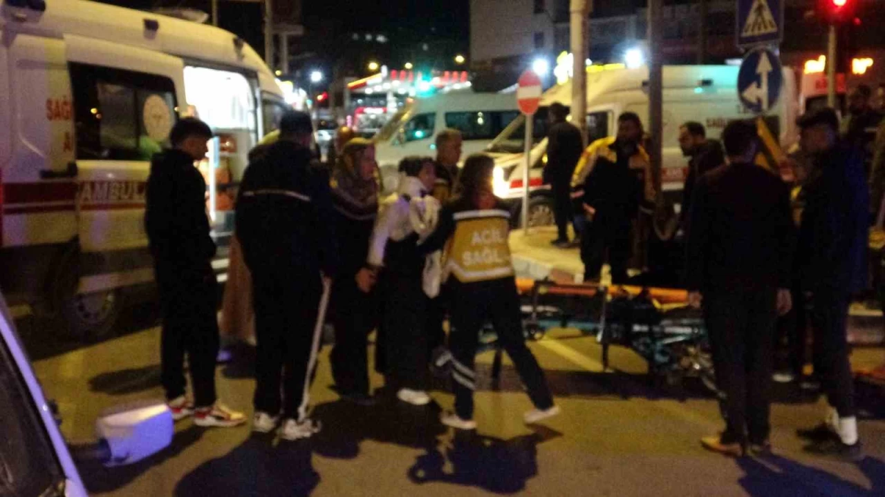 Malatya'da kazaya karışan sürücü kaçtı: 3 yaralı