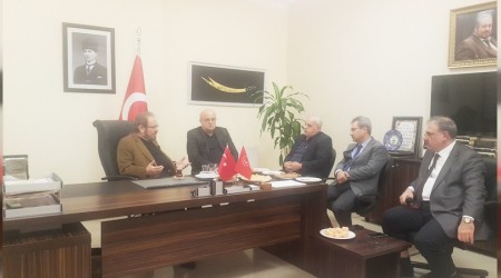 Merkezdeki otorite Atatürk’tür