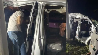 Mersin'de feci kaza: 2 ölü, 3 yaralı