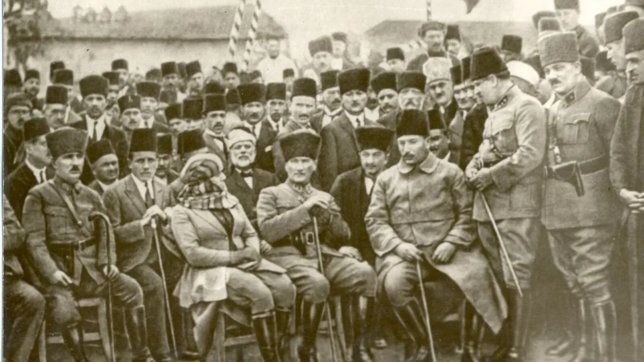 Milli Mücadele’de mandacılar ve bağımsızlık yanlısı din adamları -1-