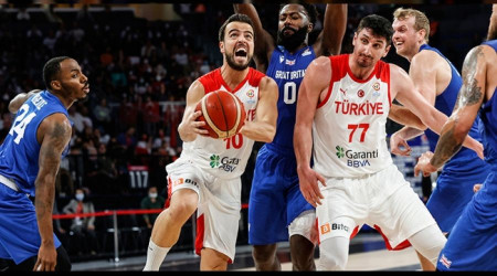 Milliler ikinci maçında ilk galibiyetini aldı