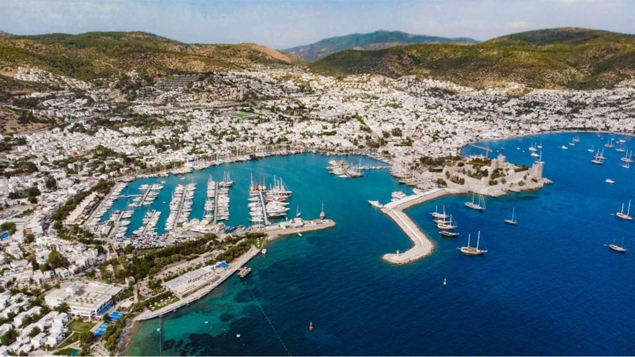 Muğla: Türkiye'nin Akdeniz ve Ege kıyılarının birleştiği nokta