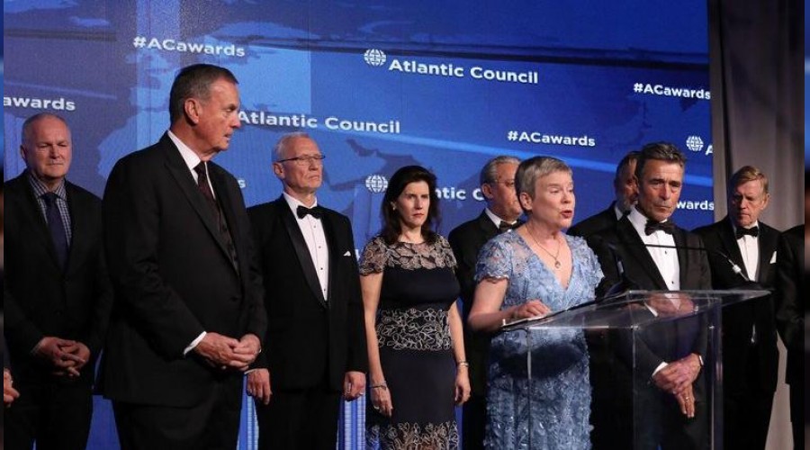 NATO'dan T�rkiye'ye Rum terbiyesizli�i