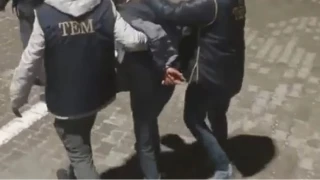 Nevruz etkinli�inde ter�r �rg�t� pankart� a�t�lar: 6 g�zalt�