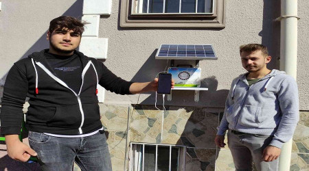 Öğretmen, öğrencileri için yaptı