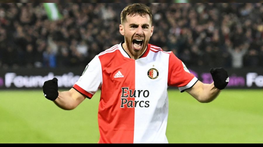 Orkun Feyenoord'u sırtlıyor
