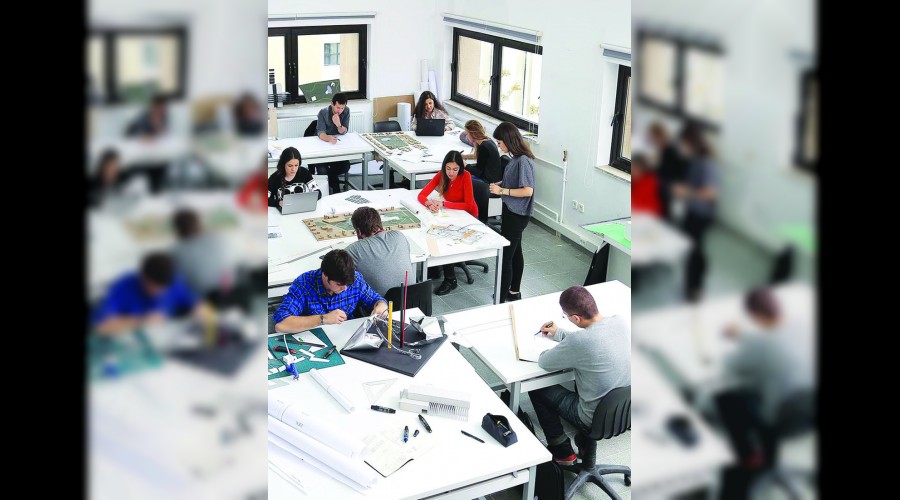 Profes�rlerin y�zde 31.2'si kad�n