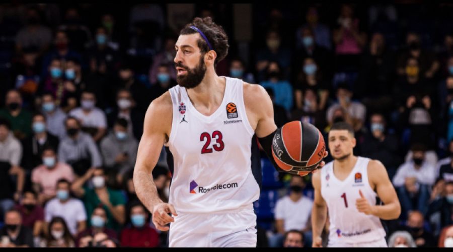 Rusya'yı protesto ederek CSKA'dan ayrıldı