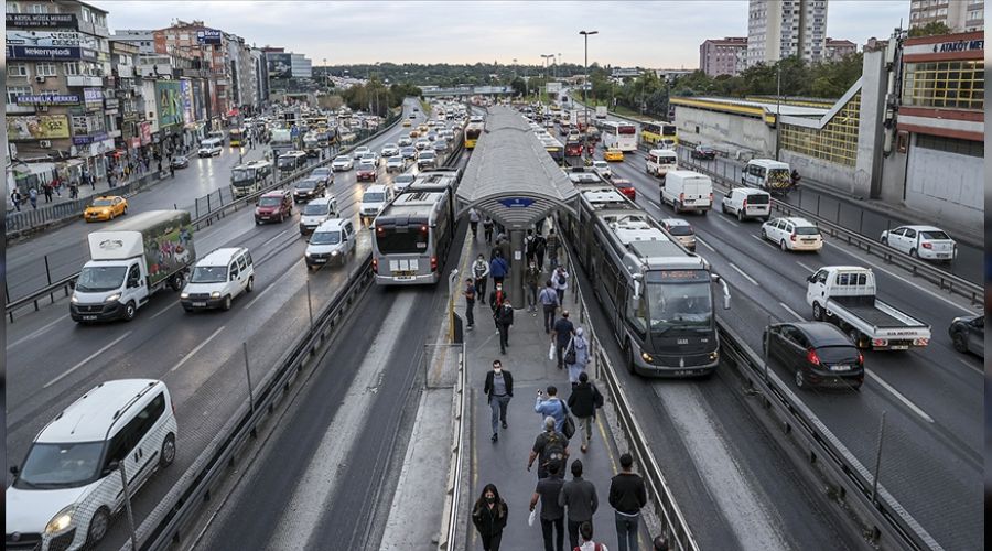 Sağlık çalışanları için toplu ulaşım kararı